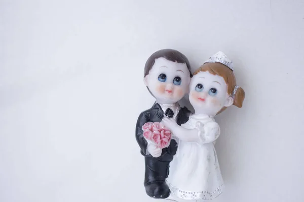 ケーキ トッパーの結婚式のカップル — ストック写真