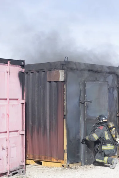 Exercice de caserne d'incendie pompier — Photo