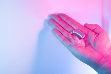 İşitme cihazı sağırlık 