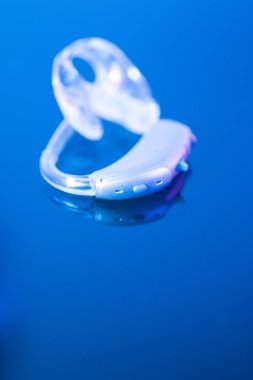 İşitme cihazı sağırlık 