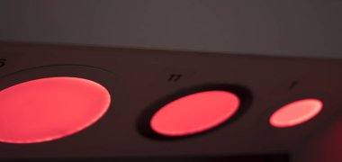 LED ışıklar deposunda ekran