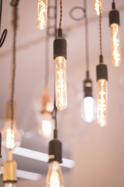 LED ışıklar deposunda ekran