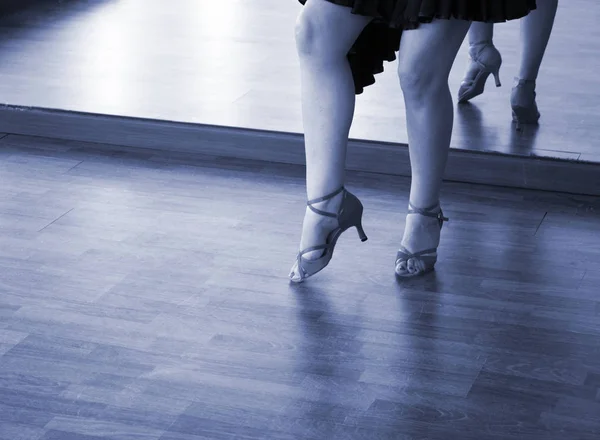 Ballroom dans salsa danseres — Stockfoto