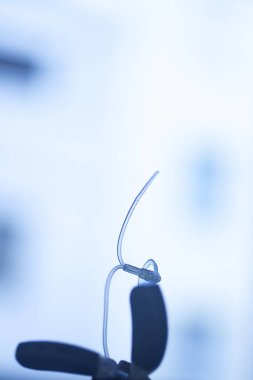 Sağır işitme cihazı