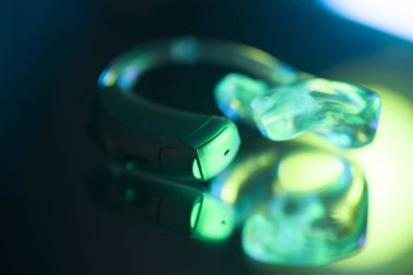 İşitme cihazı sağırlık 