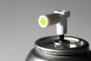 Otomatik hava temizleyici ışık arka plan üzerinde