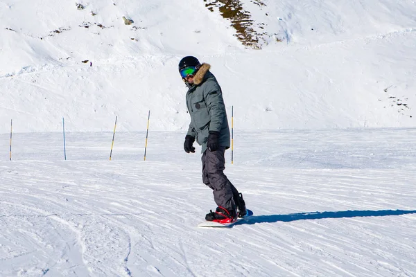 People Enjoy Snowboard Winter Holiday Alps Area Les Arcs 2000 — Stock Photo, Image