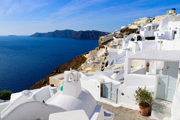 Traditional White Buildings Facing Aegean Sea Oia Santorini Island Greece — Stock Photo, Image