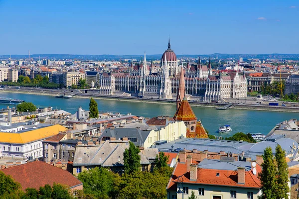 Panorama Parlamento Húngaro Edifício Rio Danúbio Budapeste Hungria — Fotografia de Stock