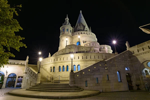 Nachtansicht Der Fischerbastei Eines Der Bekanntesten Denkmäler Budapest Budaer Burgviertel — Stockfoto