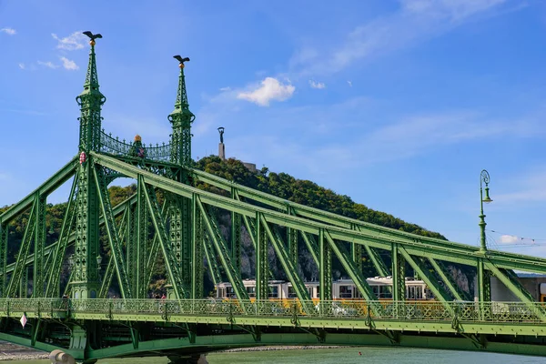 Liberty Bridge Pont Reliant Buda Pest Travers Danube Budapest Hongrie — Photo