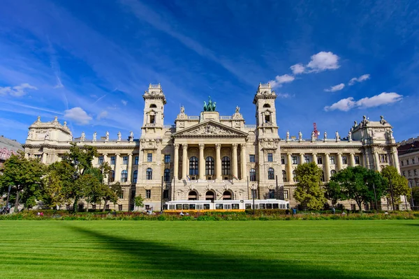 Музей Етнографії Будапешті Угорщина — стокове фото