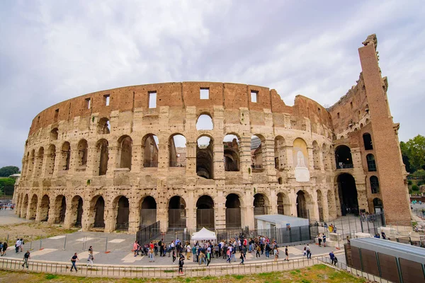 Colosseum Oval Amphitheatre Most Popular Tourist Attraction Rome Italy — Stock Photo, Image