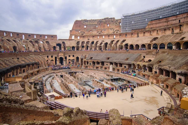 Innvendig Colosseum Ovalt Amfiteater Den Mest Populære Turistattraksjonen Roma Italia – stockfoto