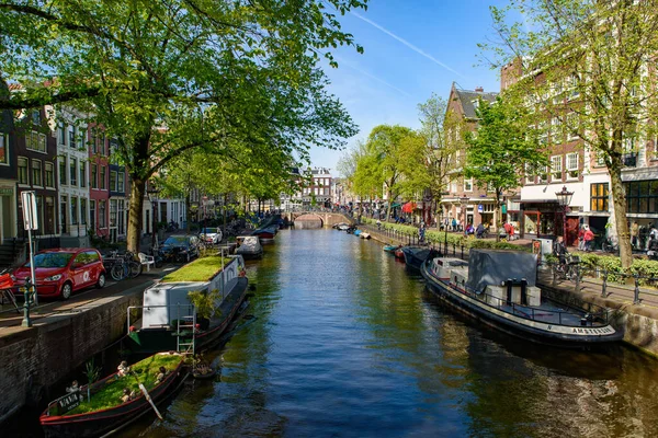 Buildings Boats Canal Amsterdam Netherlands — Stock Photo, Image