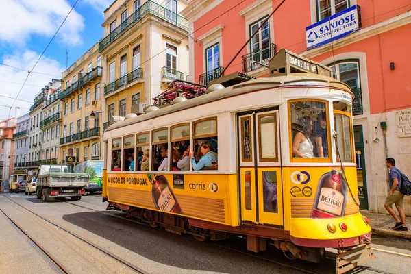 Eléctrico Circular Rua Lisboa Portugal — Fotografia de Stock