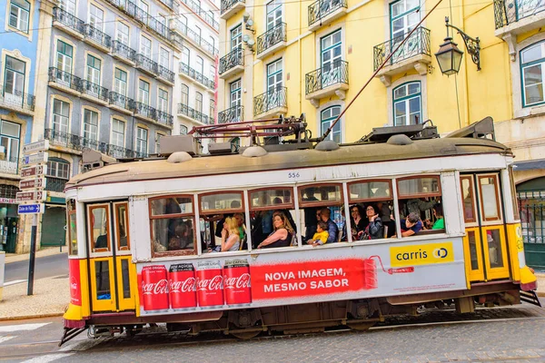 Eléctrico Circular Rua Lisboa Portugal — Fotografia de Stock