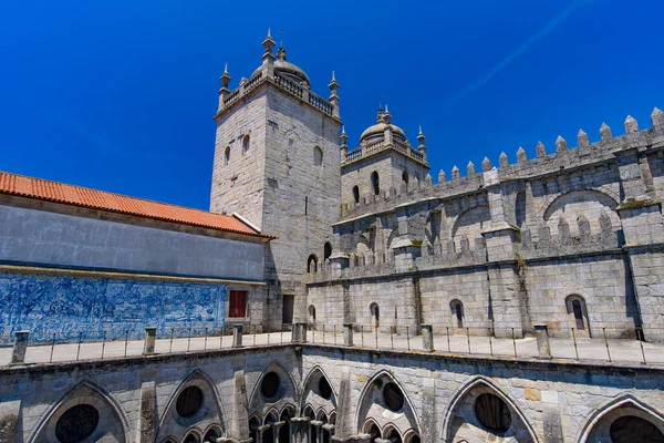 Cattedrale Porto Una Chiesa Cattolica Oporto Portogallo — Foto Stock