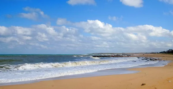 Türkei Schwarzes Meer Weiße Wellen Gischt Wellen Brechen Auf Den — Stockfoto