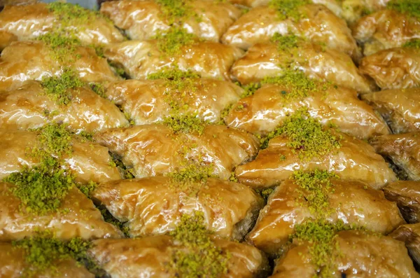 Sweet Juicy Honey Sugar Turkish Baklava Traditional Turkish Dessert Decorated — Stock Photo, Image