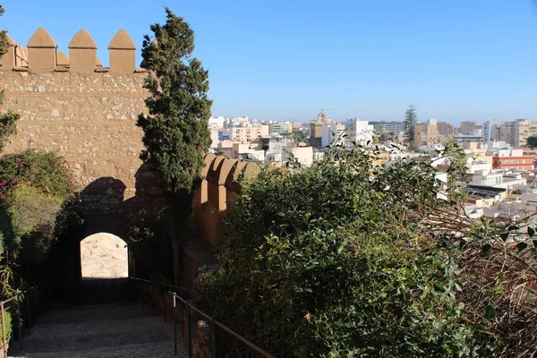 从西班牙的古堡城市的看法 — 图库照片