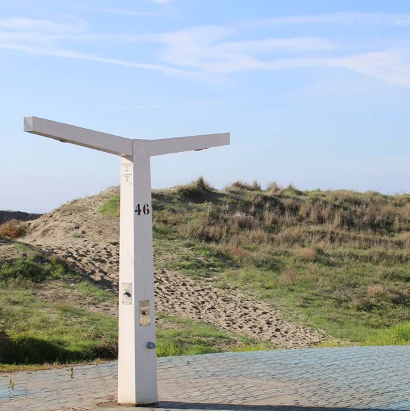 Sahilde Gazebo Dağ Almeria Eyaletinin Arka Planda Ahşap Yolu — Stok fotoğraf