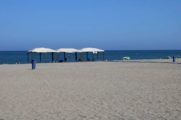 Miejsce wypoczynku i turystyki na plaży w Hiszpanii — Zdjęcie stockowe