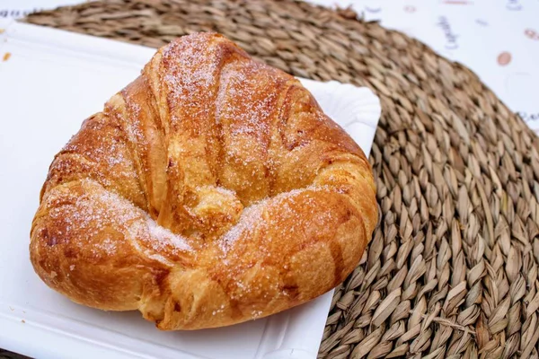 Delikátní a chlupaté croissant — Stock fotografie