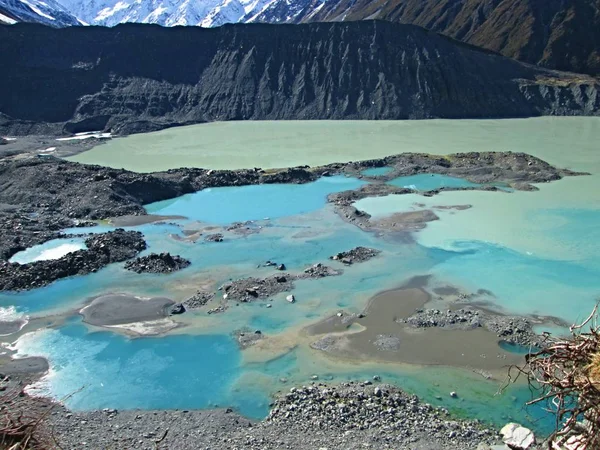 Şaşırtıcı görünümü, göller, Yeni Zelanda