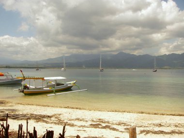 Turkuaz okyanus ve paradisiaque beach