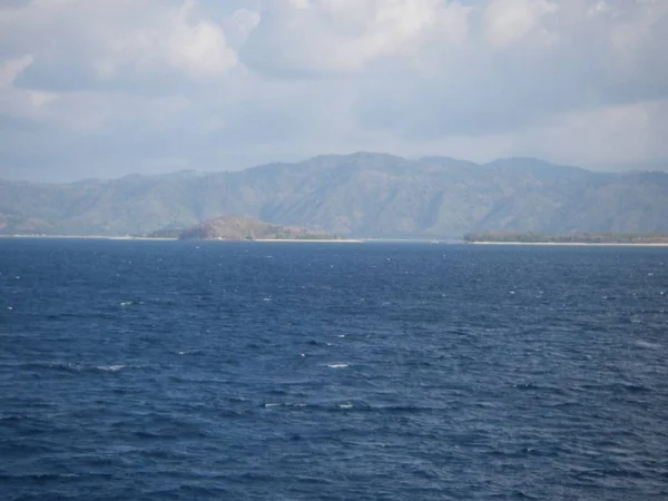 Laut dan gunung — Stok Foto