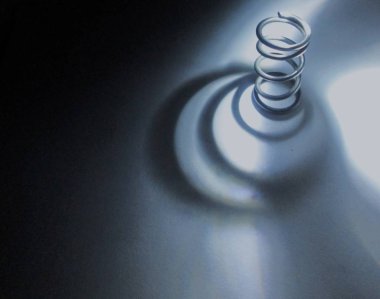 Güneşteki siluetler azalır