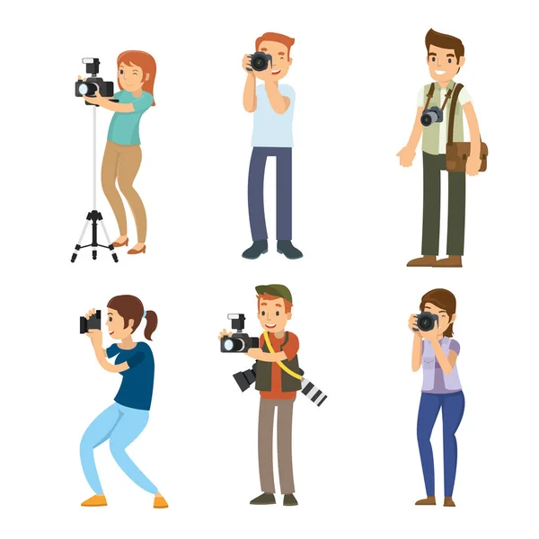 Farklı poz ile fotoğraf çekmeye fotoğrafçı kümesi