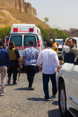 Ambulanslar İslam devleti kuşatma Kürt hükümet Irak-Kürdistan ' 23 Temmuz 2018 üzerinde gelir. Kürt güvenlik güçlerinin tüm üç Daesh teröristler etkisiz hale.