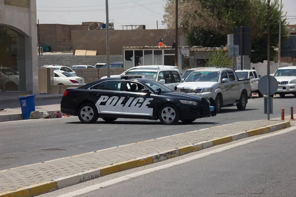 Αστυνομία Μπλοκάρει Δρόμο Επιθέσεις Του Ισλαμικού Κράτους Κυβερνητικό Κτίριο Του — Φωτογραφία Αρχείου
