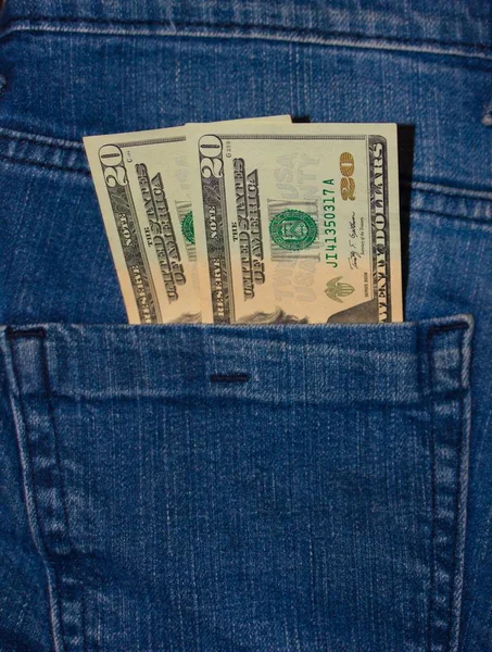 Zwanzig Dollar Scheine Jeans Gesäßtasche — Stockfoto