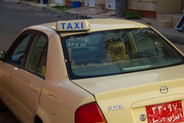 Erbil, Irak Kürdistan Park edilmiş bir krem renkli takside