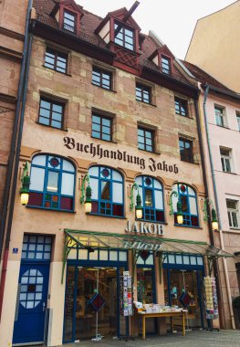 Nuremberg, Almanya - 10 Temmuz 2020, ortaçağ Alman tarzı ve eski evler