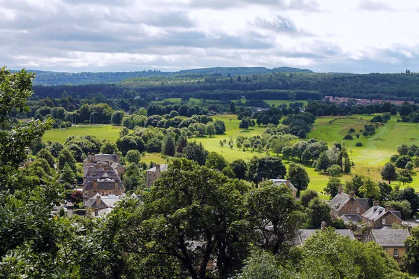 Stirling Skócia Augusztus 2020 Aranyos Házak Mezők Egy Vidéki Kisvárosban — Stock Fotó