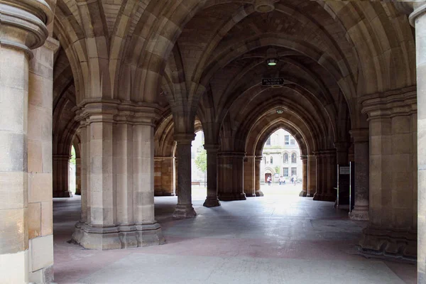 Glasgow Escocia Agosto 2020 Fachada Gótica Piedra Universidad Glasgow Arcos — Foto de Stock