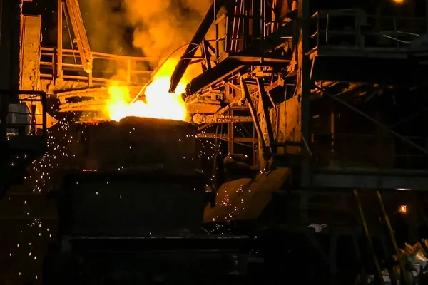 Fabriek voor de productie van metaal. — Stockfoto