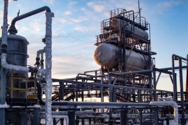 Petrol rafinerisi Bir petrol sanayi tesisi inşaatı