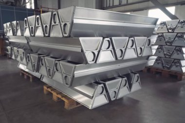 Depo iklim ve split sistem ekipmanlarını kapsar.