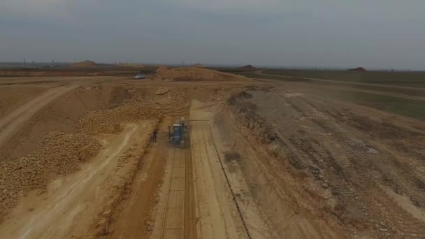 Schelp Steengroeve Een Schelp Blokken Snijden Meteen Een Steengroeve — Stockvideo