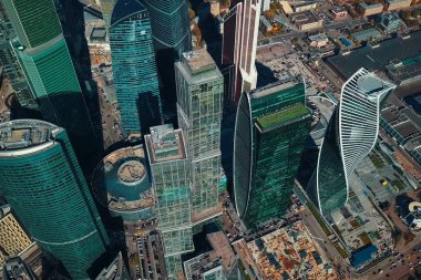 gökdelenler Moskova City kompleksi. Moskova'da modern inşaat.