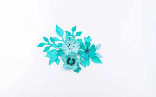 Kwiat Liść Niebieski Kolor Papieru Ręcznych Ulubionym Hobby Białe Tło — Zdjęcie stockowe