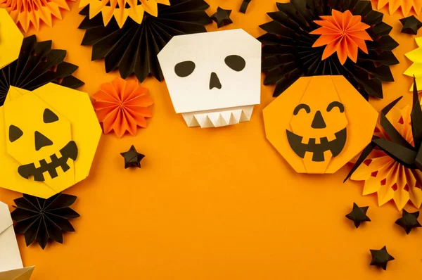 Fondo Naranja Con Colección Objetos Halloween Vista Aérea Calavera Calabaza — Foto de Stock