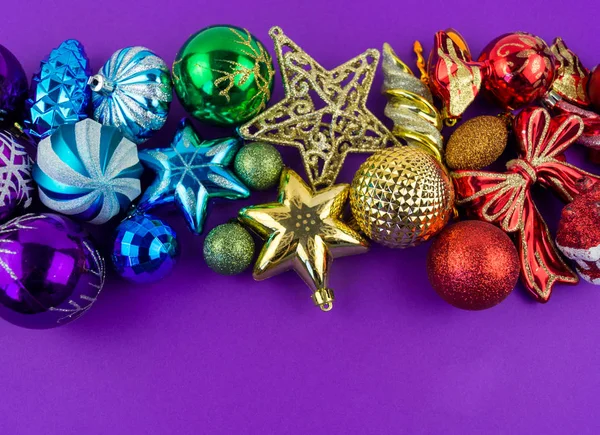 Boules Noël Colorées Arc Ciel Jouets Brillants Pour Décorer Sapin — Photo