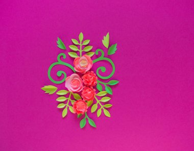 Çiçek kağıt pembe arka planyapılmış. Trend renk pastel mercan.