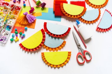 Meksika kağıt çelenk dekorasyon. Cinco De Mayo renkli geleneksel picado afiş şenlikli.